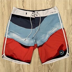 Men’s Quicksilver Boardshorts - 31